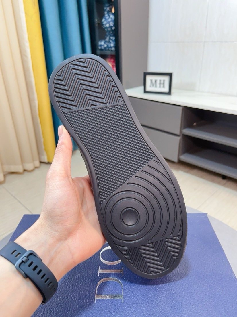 Dior Patterned Low-Top Sneakers — front